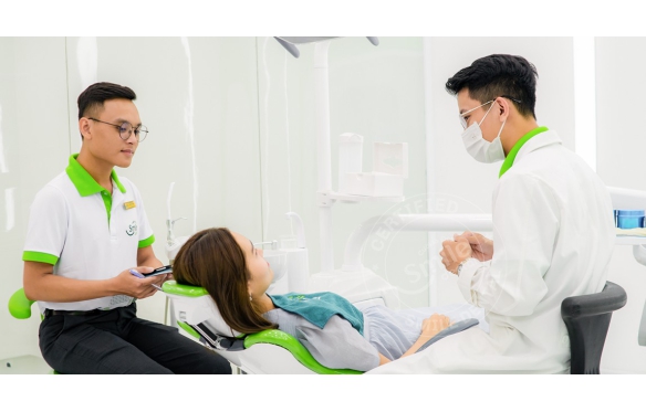 Những Vấn Đề Phổ Biến Sau Khi Trồng Răng Sứ Và Cách Giải Quyết Từ Nha Khoa Smile