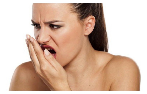 Giải Quyết Tình Trạng Hôi Miệng, Chảy Máu Sau Khi Bọc Răng Sứ