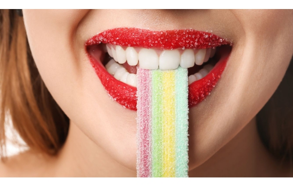 Vệ sinh răng miệng khi ăn bánh ngọt truyền thống Bạc Liêu