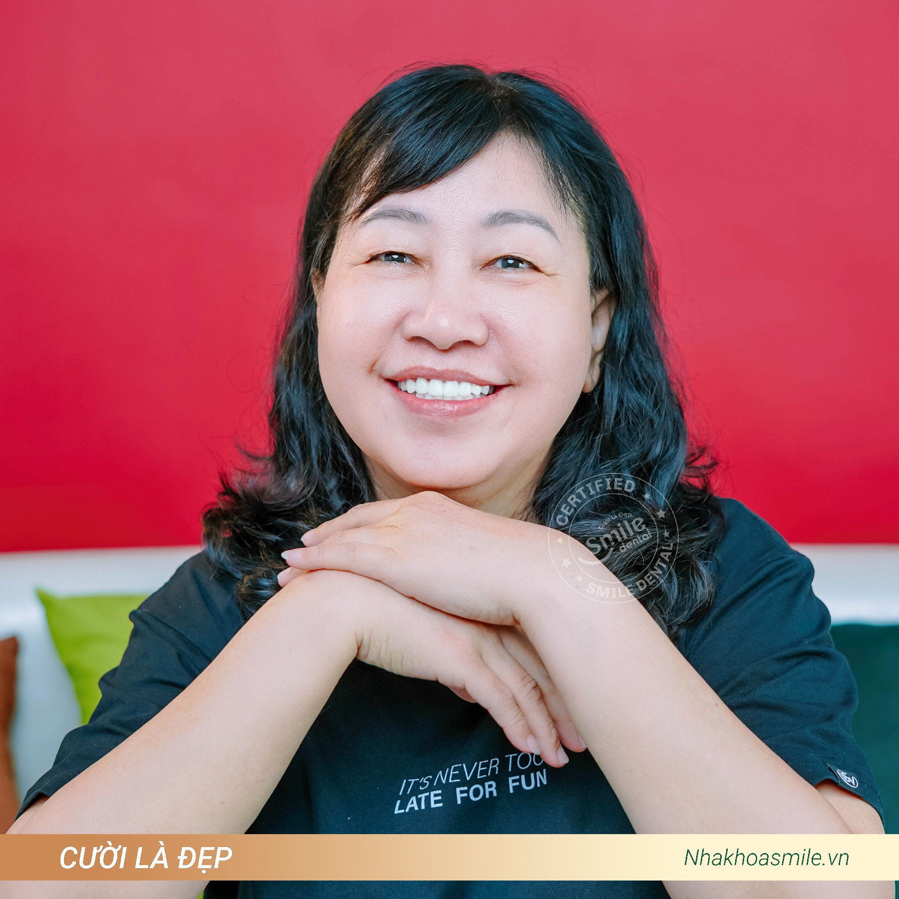 Chị Kim Nam sau khi làm răng sứ tại Nha Khoa Smile