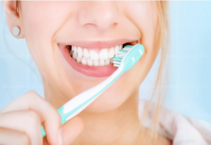 Bệnh nhân cần thực hiện vệ sinh răng miệng kỹ lưỡng
